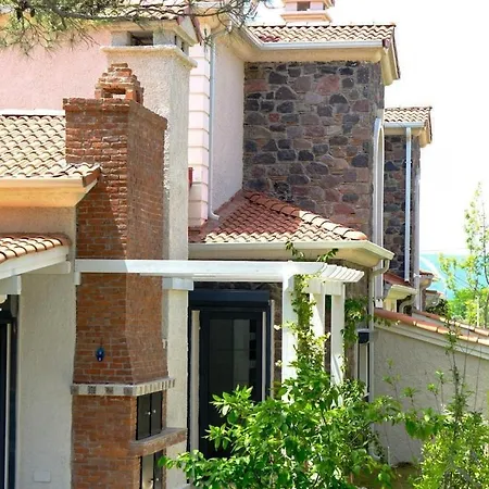 Vila Forest House - Kuscular Urla