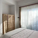 Forest House - Kuscular Villa *