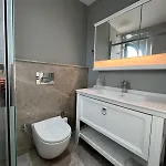 Forest House - Kuscular Villa