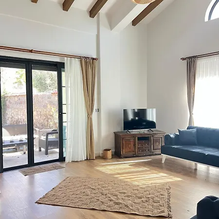 Forest House - Kuscular Vila