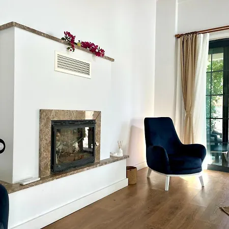 Forest House - Kuscular