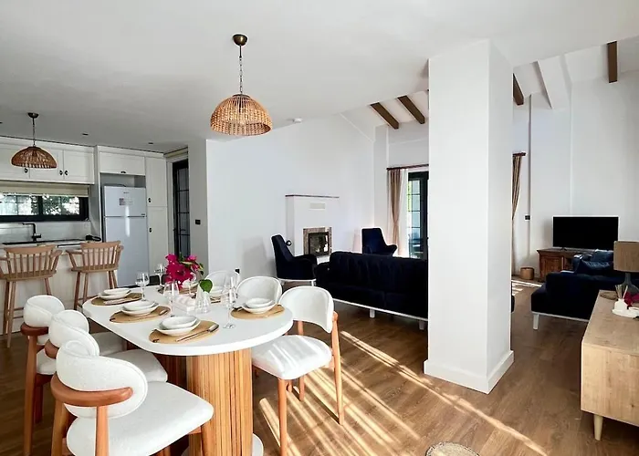 וילה Forest House - Kuscular