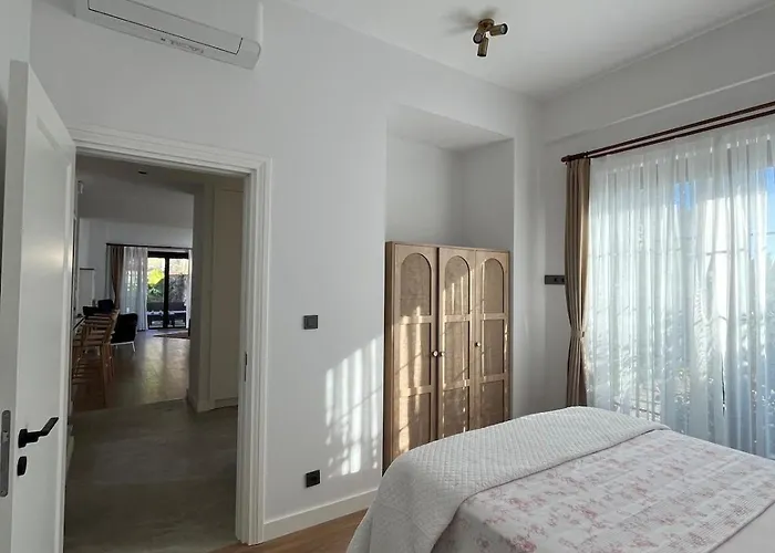 Forest House - Kuscular וילה *