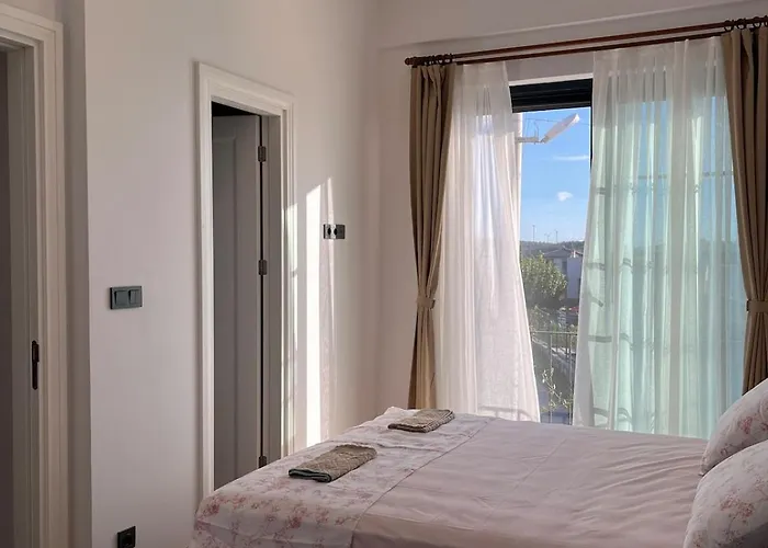 Forest House - Kuscular וילה *