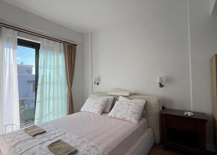 Forest House - Kuscular